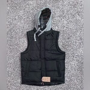 Padded vest with hood, checkered flannel lining, weather- resistant
